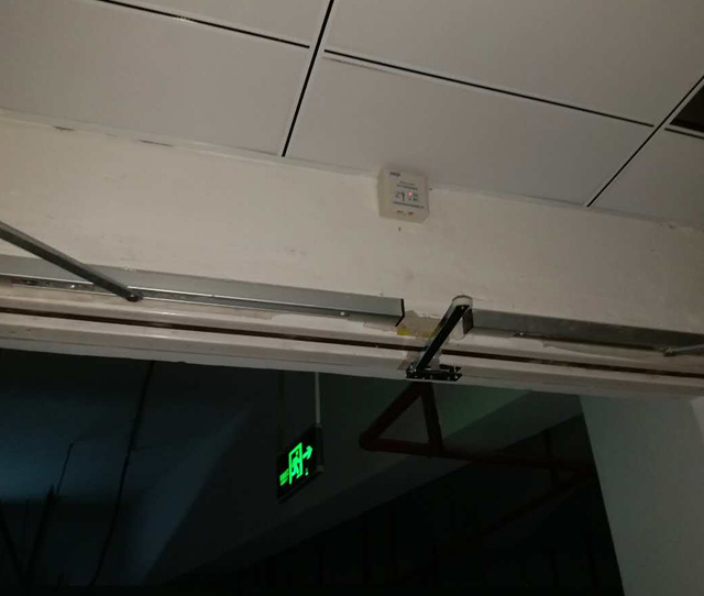防火门监控器